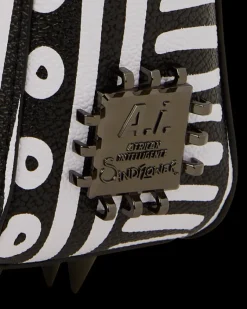 A.I.8 AFRICAN INTELLIGENCE - ORIGIN STORY SHARK HANDBAG><noscript><img width=