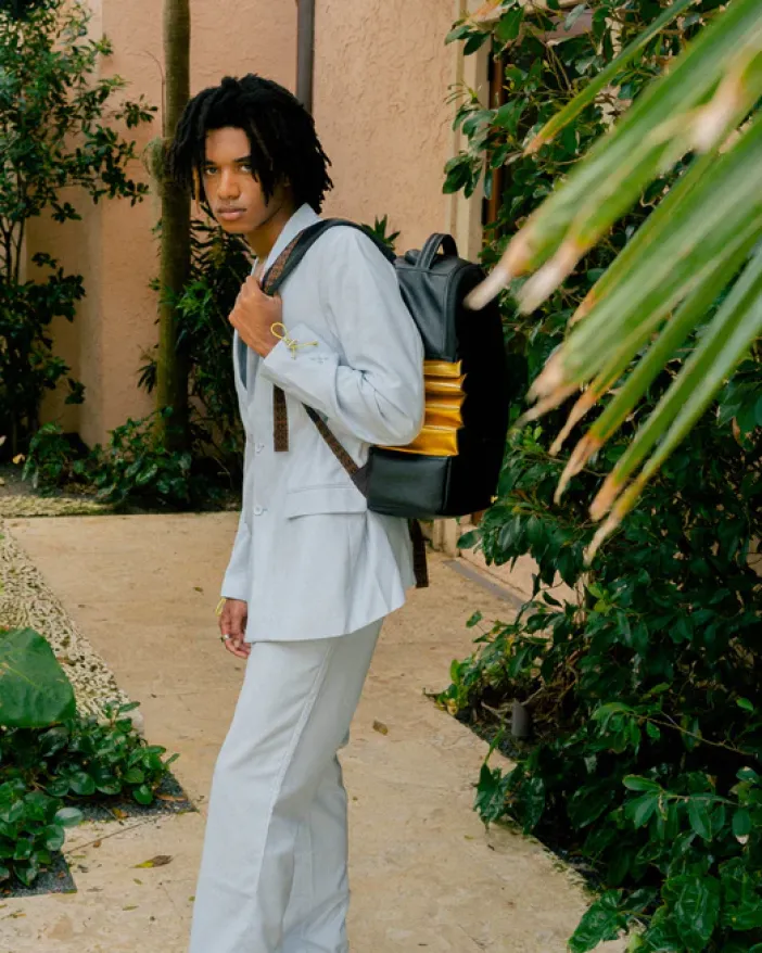 A.i.3 SHARK BITE BLACK GOLD BACKPACK (DLXV)>SPRAYGROUND Online