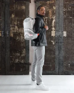 AIR TO THE THRONE JETSET BACKPACK (DLXV)><noscript><img width=