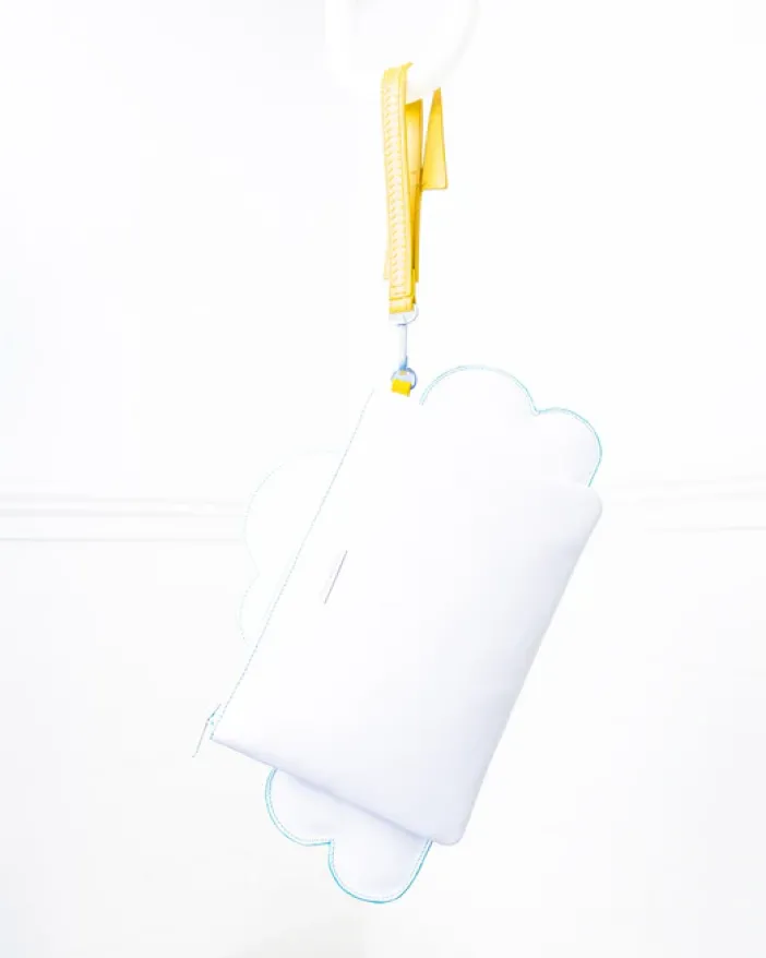 CLOUDY WITH A CHANCE OF SHARK CROSSOVER CLUTCH>SPRAYGROUND Outlet