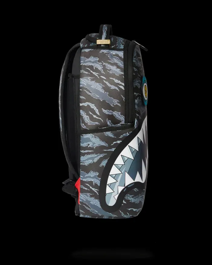 DAZED AND SHARK BACKPACK (DLXV)>SPRAYGROUND Hot