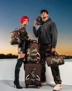 EXTERIOR GOLD ZIP POCKET SHARKS IN PARIS MESSENGER SLING BAG><noscript><img width=