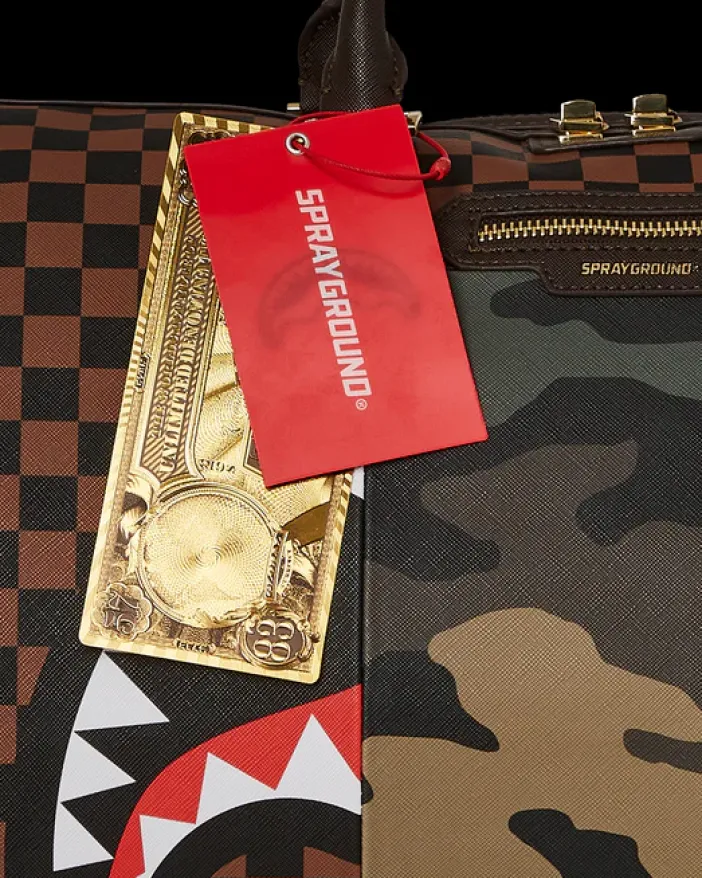 EXTERIOR GOLD ZIP POCKET SHARKS IN PARIS DUFFLE>SPRAYGROUND