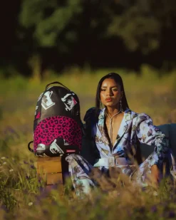 FEMME FATALE (DLXV)>SPRAYGROUND Sale