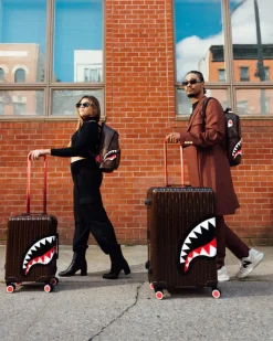 FRENZY SHARKS SHARKNAUTICS HARDSHELL FULL-SIZE LUGGAGE><noscript><img width=