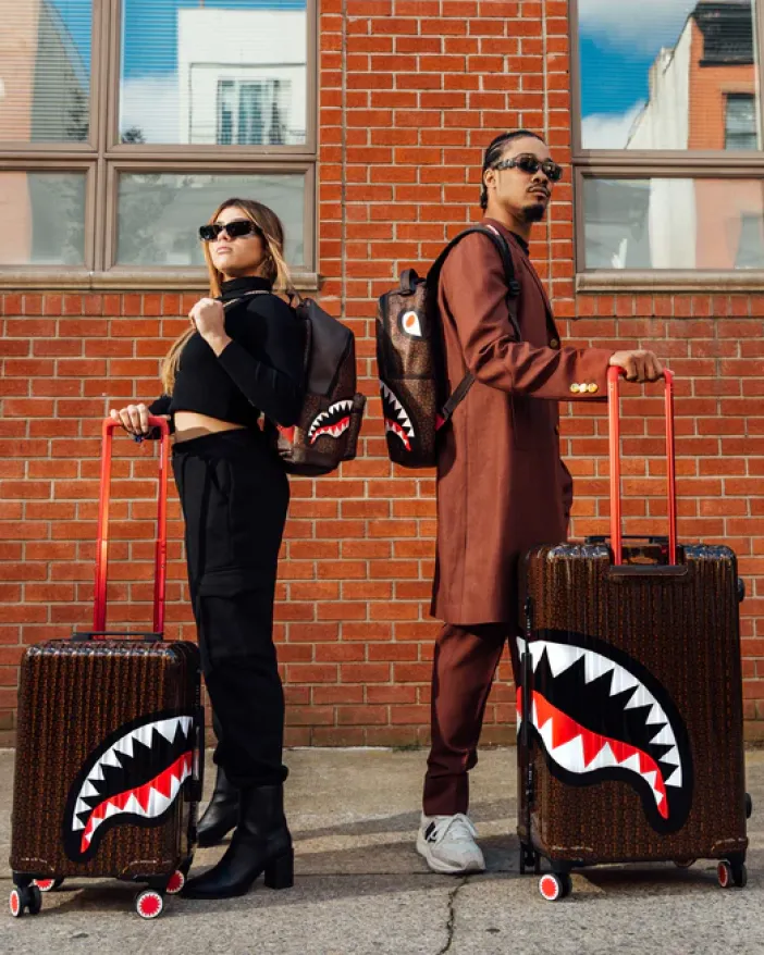 FRENZY SHARKS SHARKNAUTICS HARDSHELL FULL-SIZE LUGGAGE>SPRAYGROUND Online
