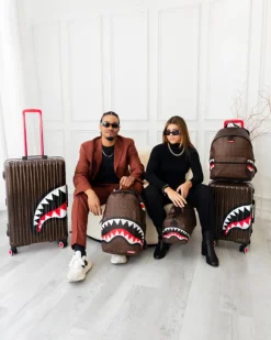 FRENZY SHARKS SHARKNAUTICS HARDSHELL FULL-SIZE LUGGAGE><noscript><img width=