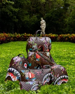 GARDEN OF SHARKS SHARKNAUTICS HARDSHELL CARRY-ON LUGGAGE><noscript><img width=