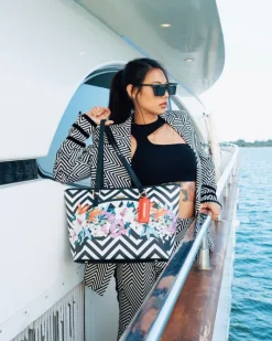 GLASS HOUSE TOTE><noscript><img width=
