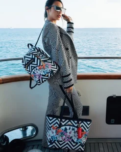 GLASS HOUSE TOTE><noscript><img width=