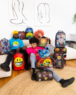 GLOBAL MOGUL POPAGANDA RON ENGLISH EDITION BACKPACK><noscript><img width=