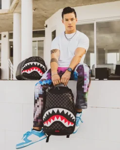 HENNY AIIR TO THE THRONE BACKPACK (DLXV)><noscript><img width=