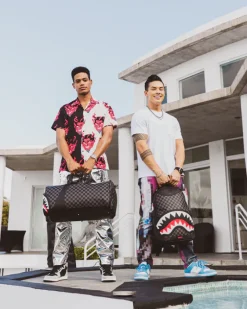 HENNY AIIR TO THE THRONE BACKPACK (DLXV)><noscript><img width=