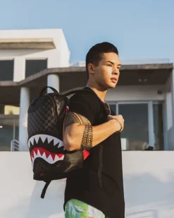 HENNY AIIR TO THE THRONE BACKPACK (DLXV)><noscript><img width=