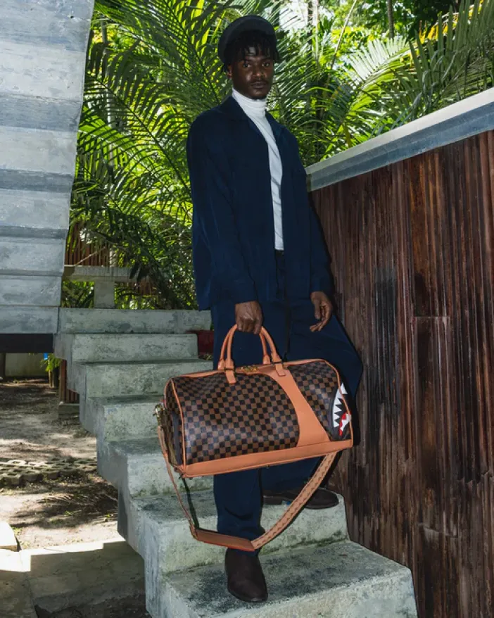HENNY AIR TO THE THRONE DUFFLE>SPRAYGROUND Hot