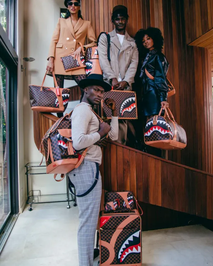 HENNY AIR TO THE THRONE DUFFLE>SPRAYGROUND Hot