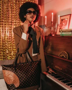 HENNY TOTE><noscript><img width=