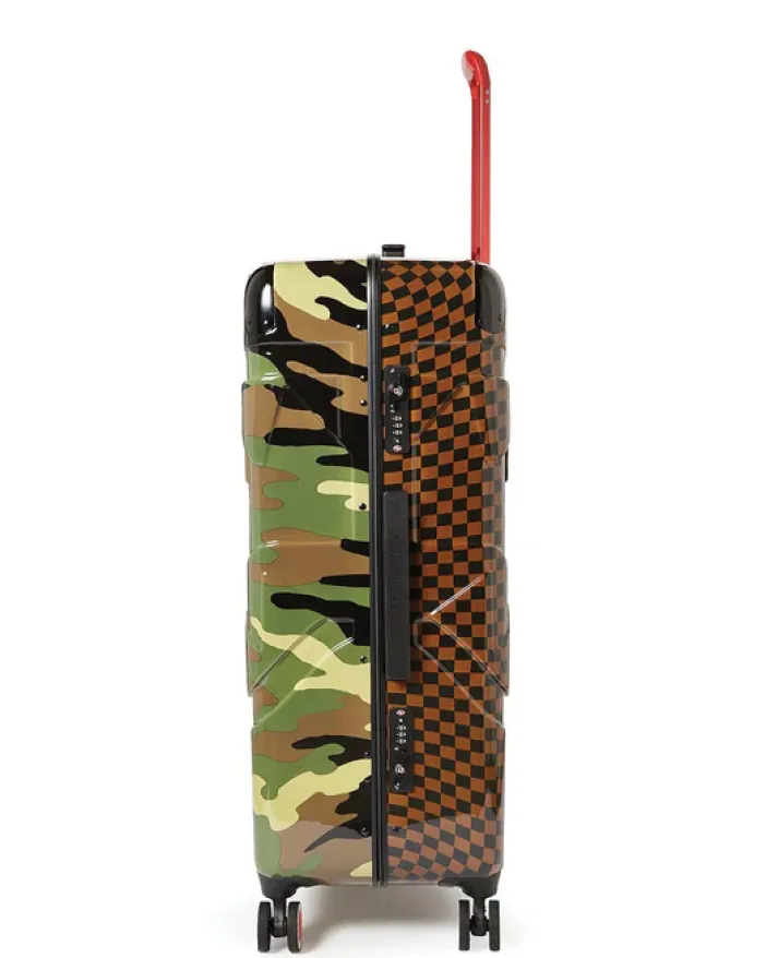 JUNGLE PARIS 29.5u201d FULL-SIZE SHARKITECTURE LUGGAGE>SPRAYGROUND