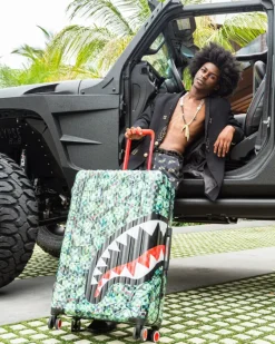 MAMA I MADE IT SHARKITECTURE HARDSHELL FULL-SIZE LUGGAGE>SPRAYGROUND New