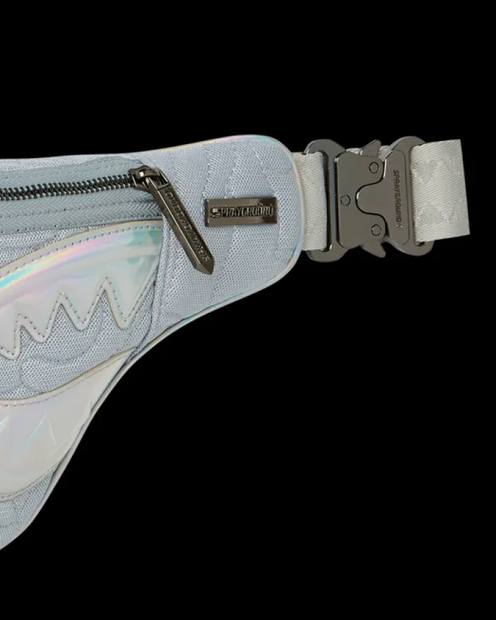 MIRASHAKU IRIDESCENT QUILT SAVVY CROSSBODY>SPRAYGROUND