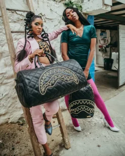 NOIR QUILT GOLD CHAIN SHARK DUFFLE><noscript><img width=