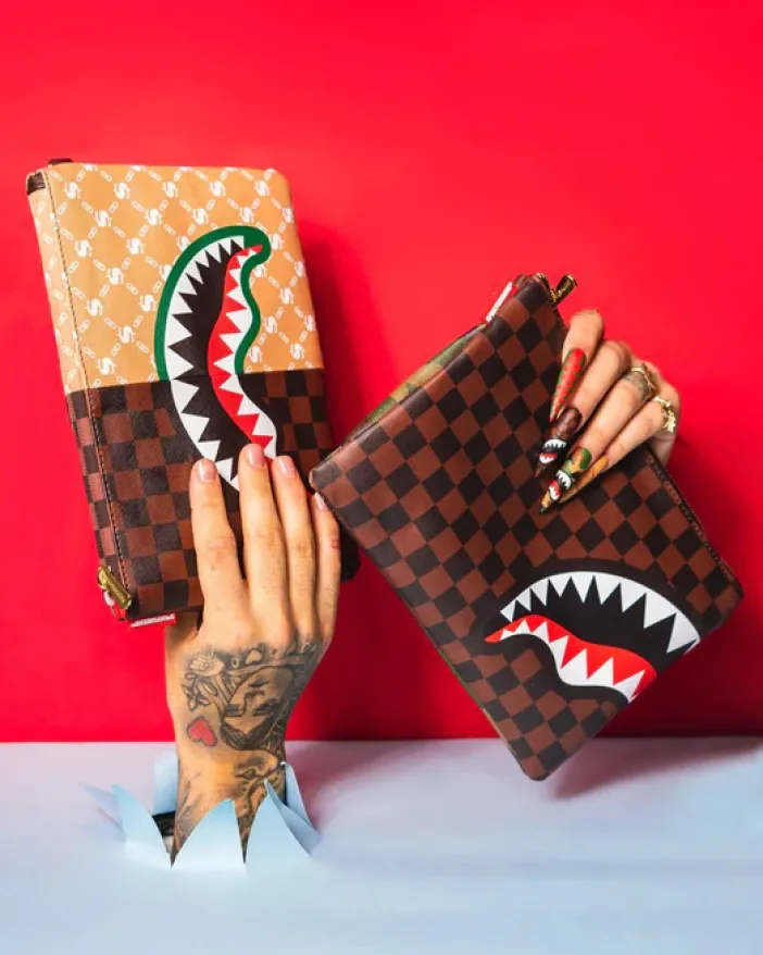 PARIS VS FLORENCE CROSSOVER CLUTCH>SPRAYGROUND Hot