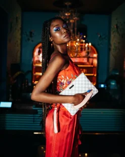 ROSE ALL DAY LA PALAIS CROSSOVER CLUTCH><noscript><img width=