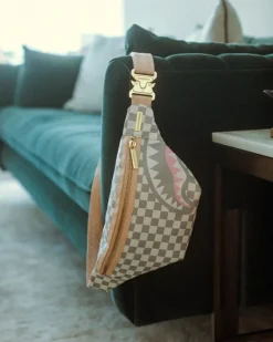 ROSE ALL DAY LA PALAIS SAVVY CROSSBODY><noscript><img width=