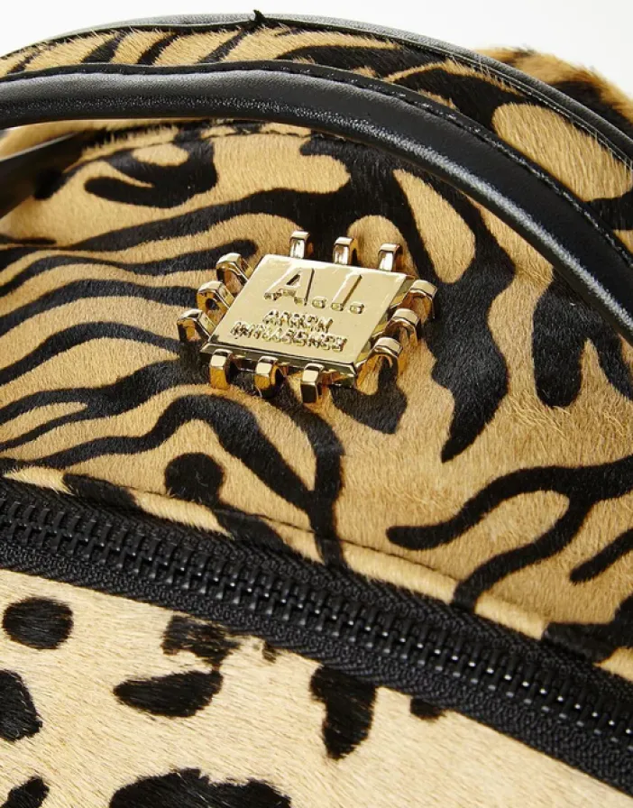 SAFARI SHARK (PONY HAIR/LEATHER) LIMITED TO 50 PCS>SPRAYGROUND