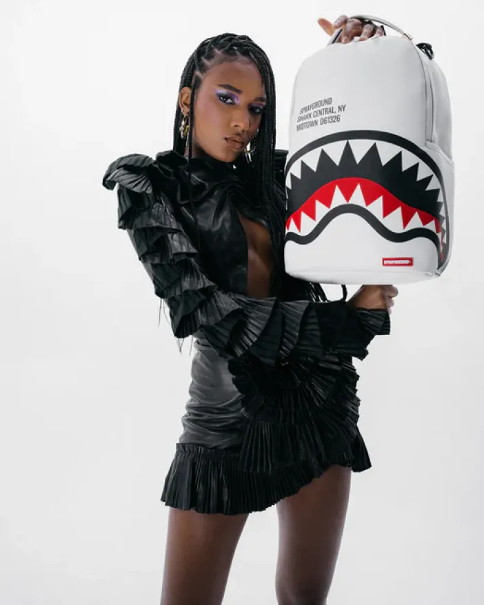 SHARK CENTRAL (WHT) BACKPACK (DLXV)>SPRAYGROUND Clearance