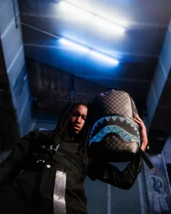 SHARK OPTICS - THE LIGHT SHOW BACKPACK><noscript><img width=