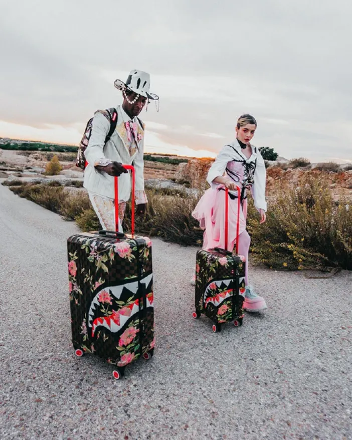 SHARKFLOWER 21.5u201d CARRY-ON SHARKNAUTICS LUGGAGE>SPRAYGROUND Best