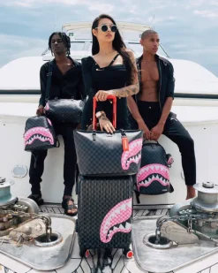 SHARKS IN CANDY CARRY-ON LUGGAGE><noscript><img width=