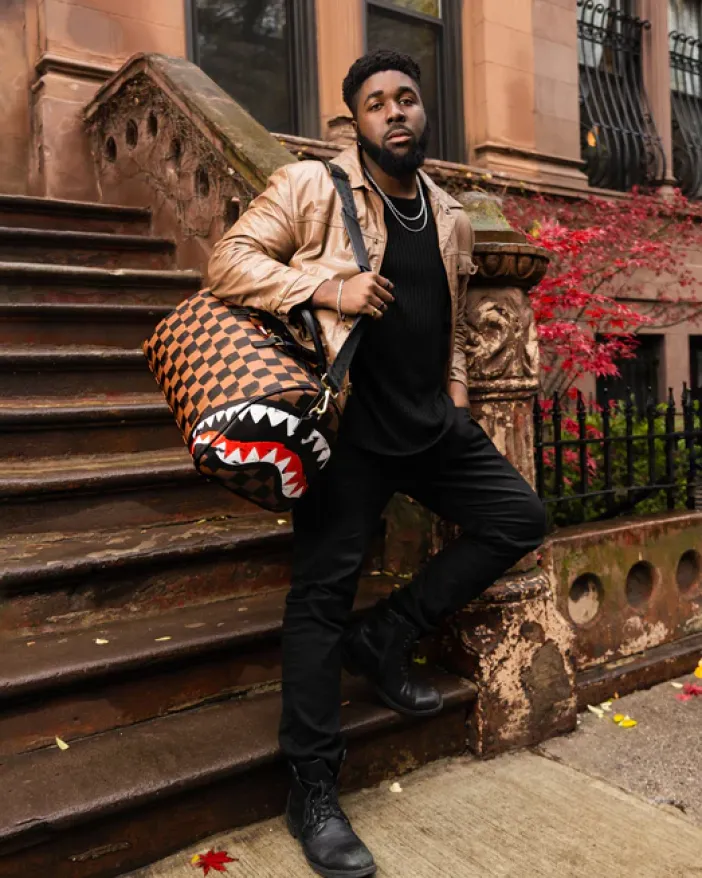 SHARKS IN PARIS VANQUISH DUFFLE>SPRAYGROUND