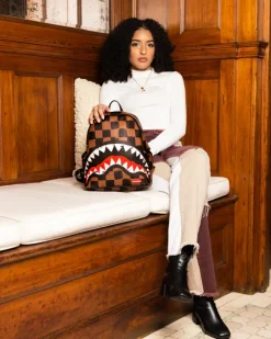 SHARKS IN PARIS VANQUISH SAVAGE>SPRAYGROUND Hot