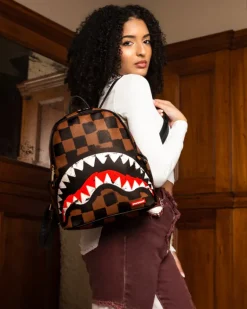 SHARKS IN PARIS VANQUISH SAVAGE><noscript><img width=