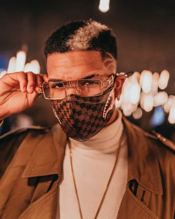 SHARKS IN PARIS VEGAN LEATHER FACE MASK>SPRAYGROUND New