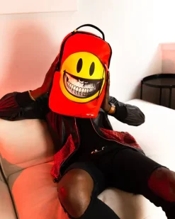 SMILE BIG GRIN RON ENGLISH COLLAB><noscript><img width=