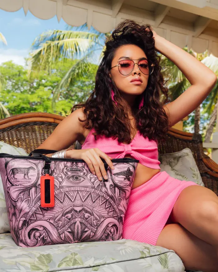 SOCIETY OF SHARKS TOTE>SPRAYGROUND