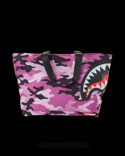 SPLIT CAMO BEACH TOTE><noscript><img width=
