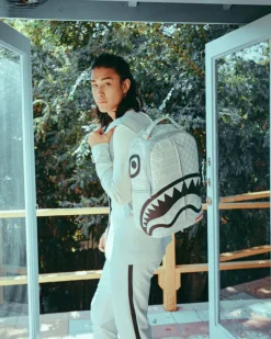 SPLIT THE CHECK (PEARL) BACKPACK (DLXV)><noscript><img width=
