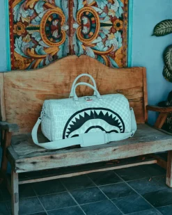 SPLIT THE CHECK (PEARL) DUFFLE><noscript><img width=
