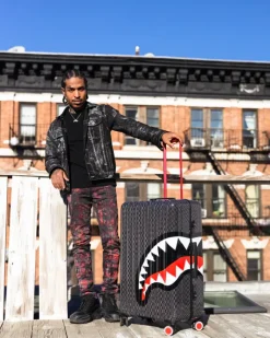 SPRAYGATTI REVV SHARKNAUTICS HARDSHELL FULL-SIZE LUGGAGE>SPRAYGROUND Hot