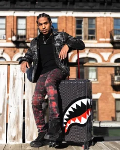 SPRAYGATTI REVV SHARKNAUTICS HARDSHELL FULL-SIZE LUGGAGE><noscript><img width=