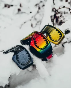 SHARK GOGGLES WITH 3 INTERCHANGEABLE LENS><noscript><img width=