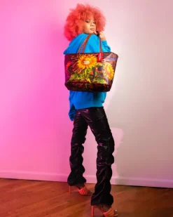 SUNFLOWER GRIN RON ENGLISH COLLAB TOTE>SPRAYGROUND New
