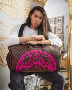 THE ARTISTS TOUCH DUFFLE><noscript><img width=