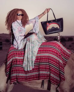 THE DECODER TOTE><noscript><img width=