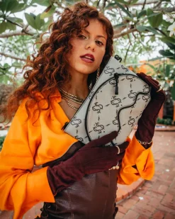 THE GETAWAY CROSSOVER CLUTCH><noscript><img width=