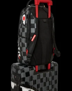 VANQUISH II SHARKNAUTICS HARDSHELL CARRY-ON LUGGAGE><noscript><img width=